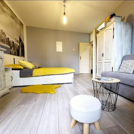 Cozy Apartment With Balcony 10 Min From The Beach Rijeka Exterior photo