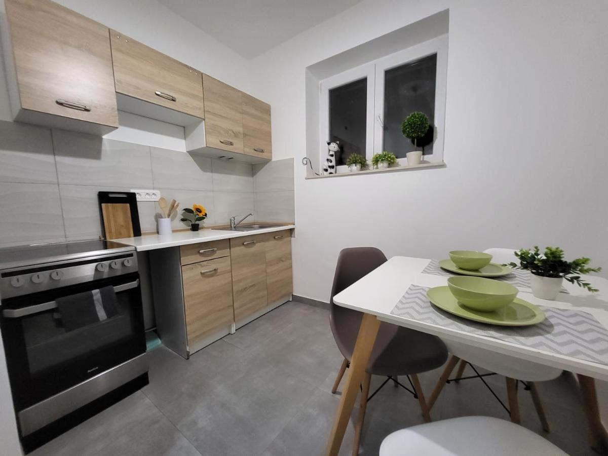 Apartment Cozy With Balcony 10 Min From The Rijeka